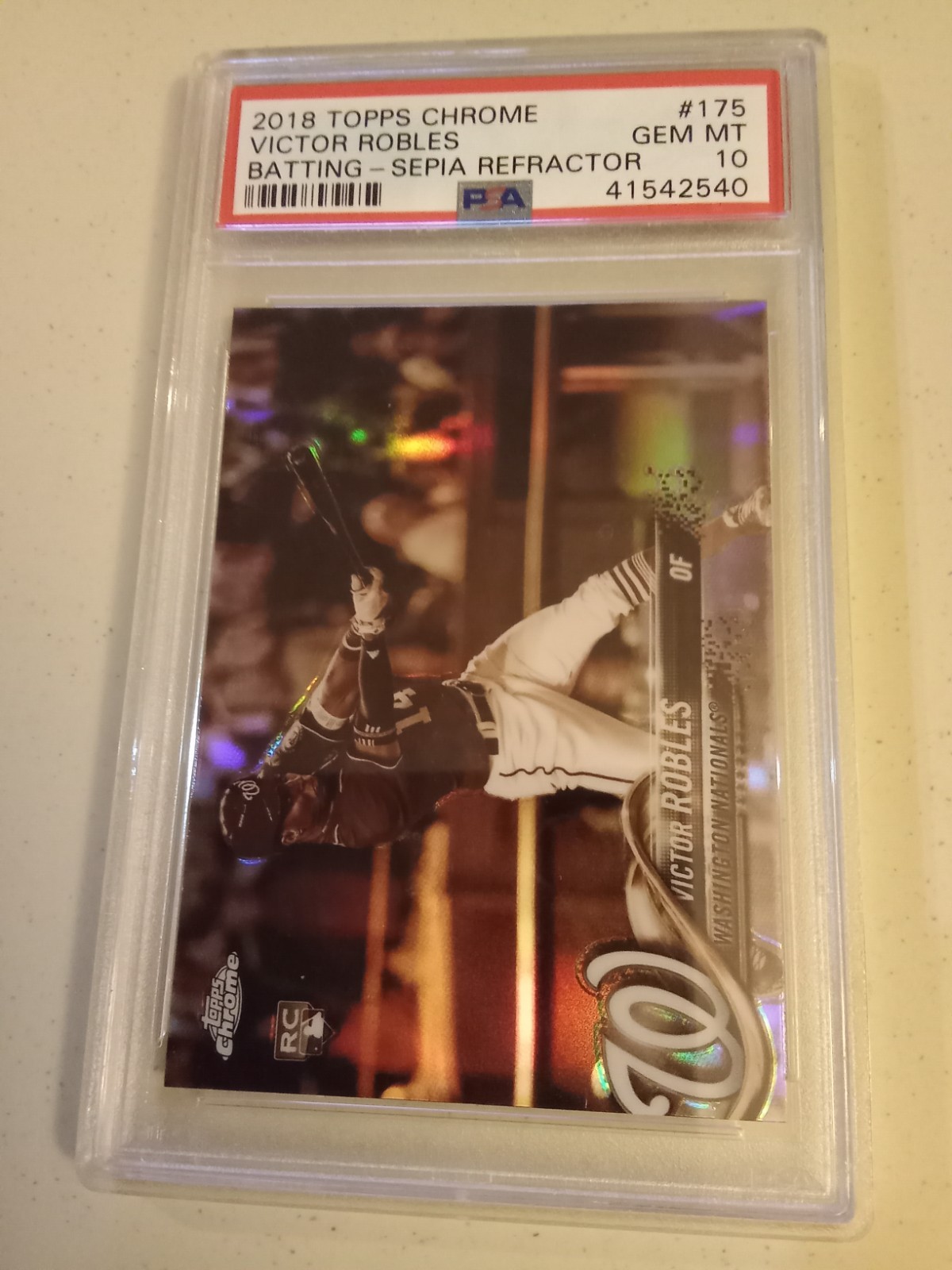 2018 Topps Chrome Victor Robles SEPIA REFRACTOR #175 Graded PSA 10 GEM MINT