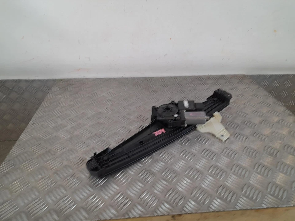 VAUXHALL GRANDLAND X 2017-2021 Left Passenger N/S Rear Window Regulator 98303205 - Image 4 of 4