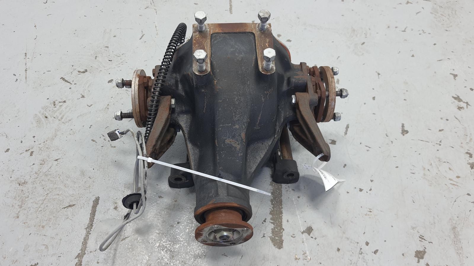 2000-2004 Aston Martin DB7 Vantage Rear Carrier Assembly, 5.9L, MT w/32k Miles
