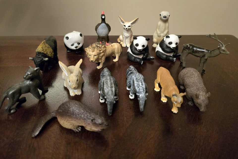 Lot of 16 Miniature Toy Plastic Animal Figures Educational eBay
