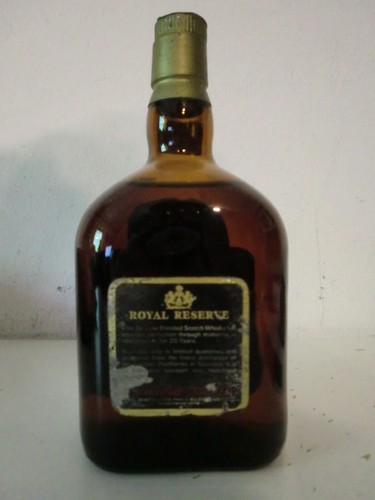 Bell's 20 Years Royal Reserve Blended Scotch Whisky 43% Vol. 750ml Japanimport - Bild 2 von 2