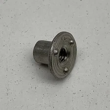 (25-Pack) 8-32 Threaded Stainless Steel Flanged Weld Nut, 3 Projections