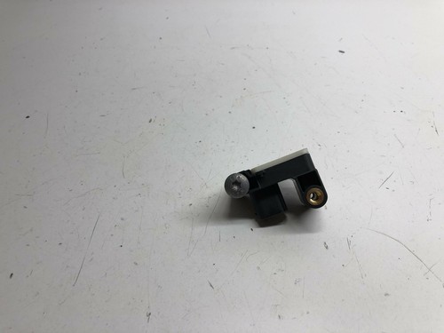 BMW 1 E87 AIRBAG/ABSCHNITT CRASH-SENSOR 6911003 2006 RHD