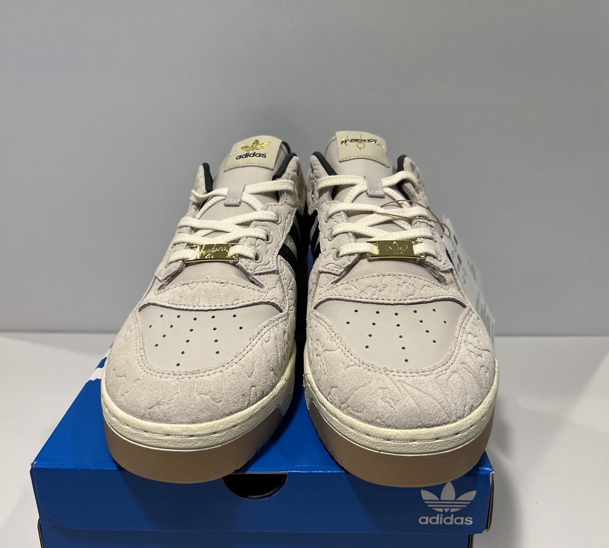 Nadeshot x adidas 100 Thieves Rivalry Chalk Pearl Size 10.5 IE3416 