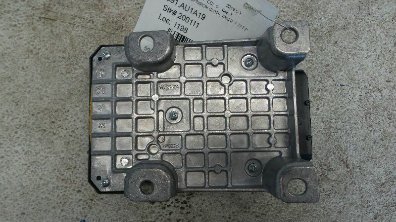 その他 9071 19 20 AUDI Q8 ACTIVE SUSPENSION CONTROL MODULE PART # 4M8