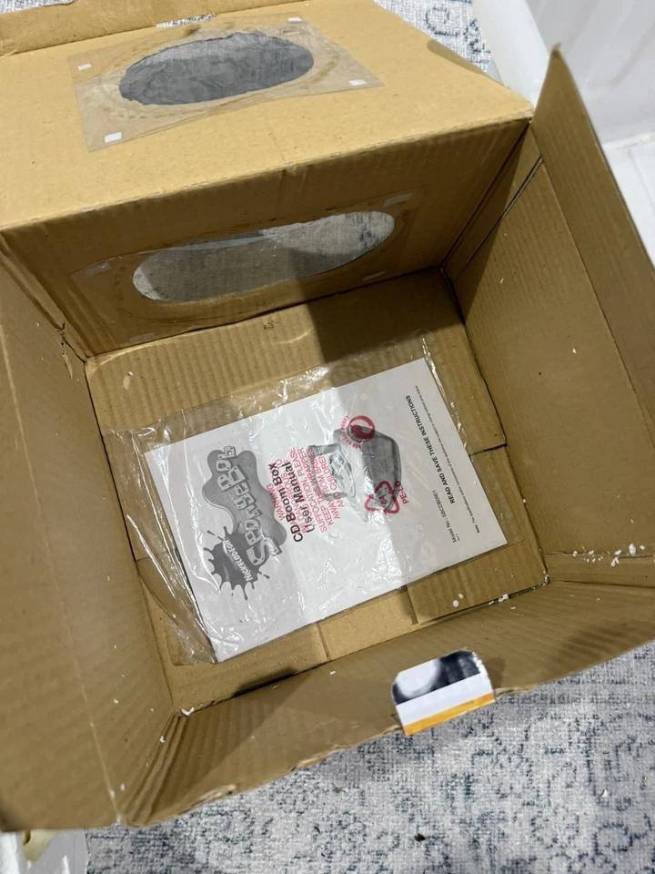 NEW Sponge Bob Portable Boom Box CD Player Radio Tuner - Image 4 of 4