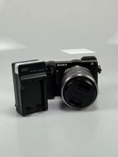 Sony Alpha NEX-7 24.3MP Body with 18-55mm OSS Digital Mirrorless Camera Kit