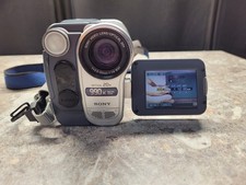 Sony Handycam DCR-TRV260 Digital 8 Camcorder - NIGHTSHOT PLUS - Tested