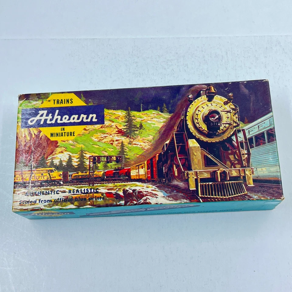 Athearn HO Scale Southern Pacific Fruit Express PFE 50' Mechanical Reefer #1636 - Image 4 of 4