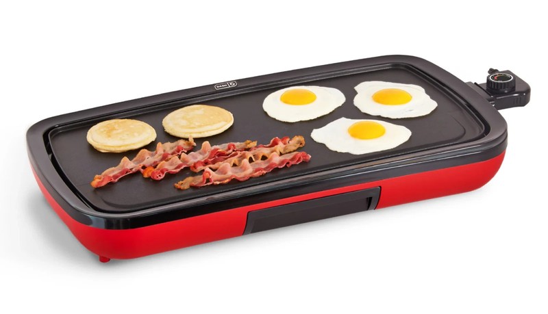 New in box Dash Everyday Non Stick Griddle (Red) DEG200GBRD01