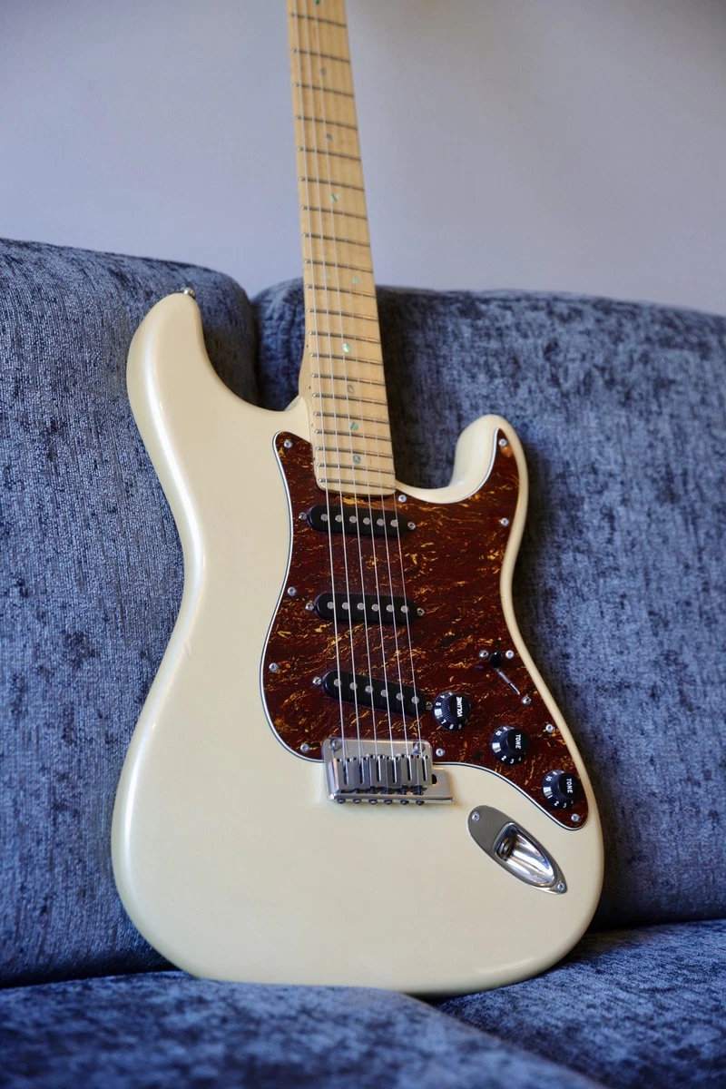 Las mejores ofertas en Fender American Deluxe Stratocaster