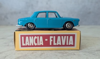 Lancia Flavia Mercury Hachette Diecast Modellauto Maßstab 1:48 OVP Reproduktion 