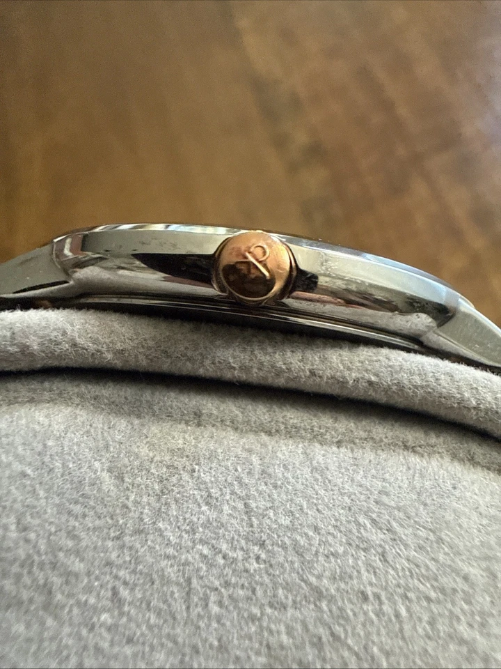 Reloj clásico Calvin Klein esfera plateada acero inoxidable K3M21B Foto 4 de 4