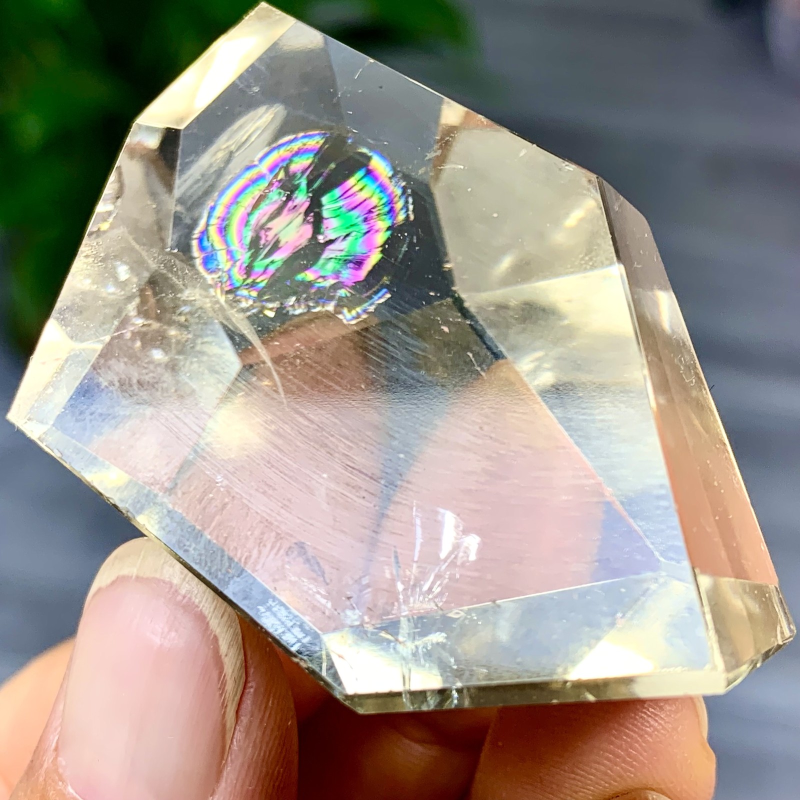 61G Natural Rainbow Smokey Citrine Quartz Freeform Crystal for Healing Energy