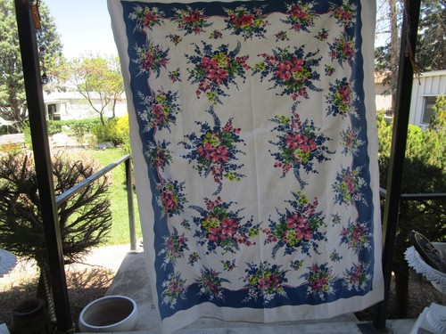 VTG TRUE COTTON TABLECLOTH-CLEANED NO HOLES NO STAINS