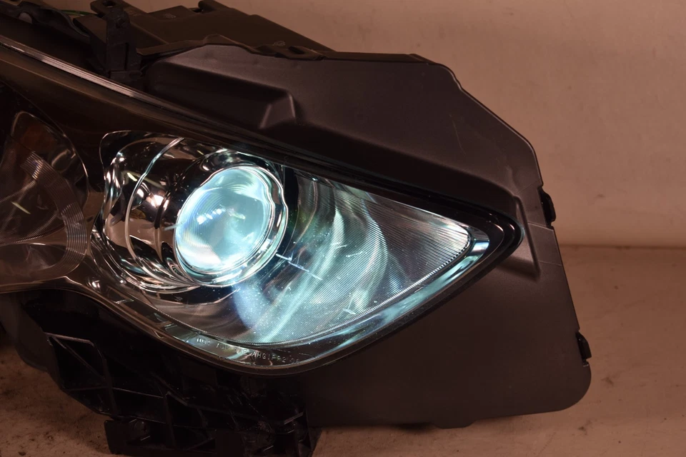 09-17 INFINITI FX35 FX50 FARO LATERAL DERECHO PASAJERO XENÓN LUZ OCULTA OEM Foto 2 de 4