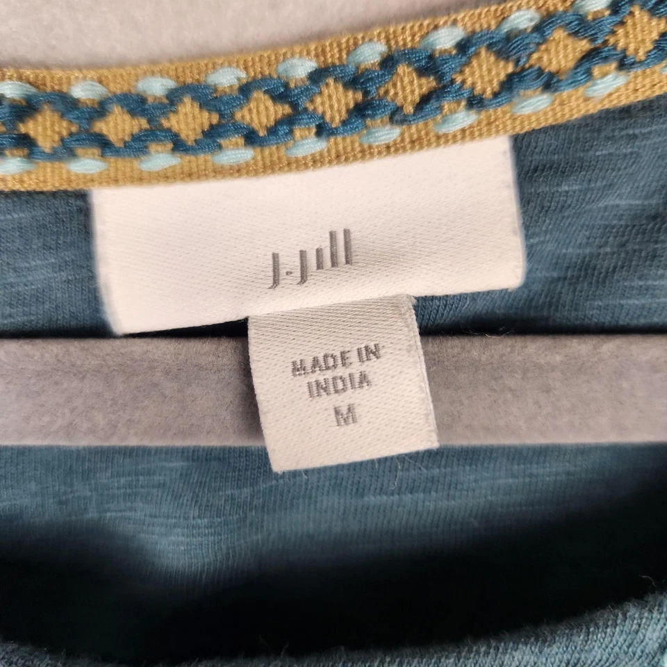 Camiseta sin mangas Jill para mujer azul medio sin mangas bordada floral camisa boho Foto 3 de 4