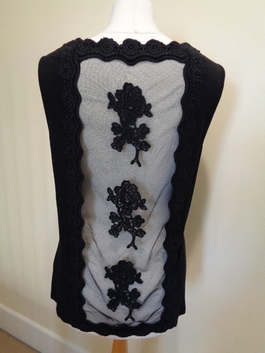 LEO GUY BLACK SLEEVELESS TOP WITH LACE AND MESH DETAIL - SIZE 14 - Picture 2 of 7