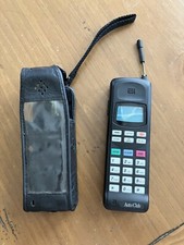 "PORTABLE CELLULAR TELEPHONE" AAA MOTER CLUB BRICK -/ CARRYING CASE - UNTESTED,