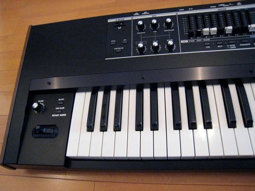 (Free Shipping) Roland VR-730 73-key Keyboard, Operation Confirmed - Picture 2 of 6