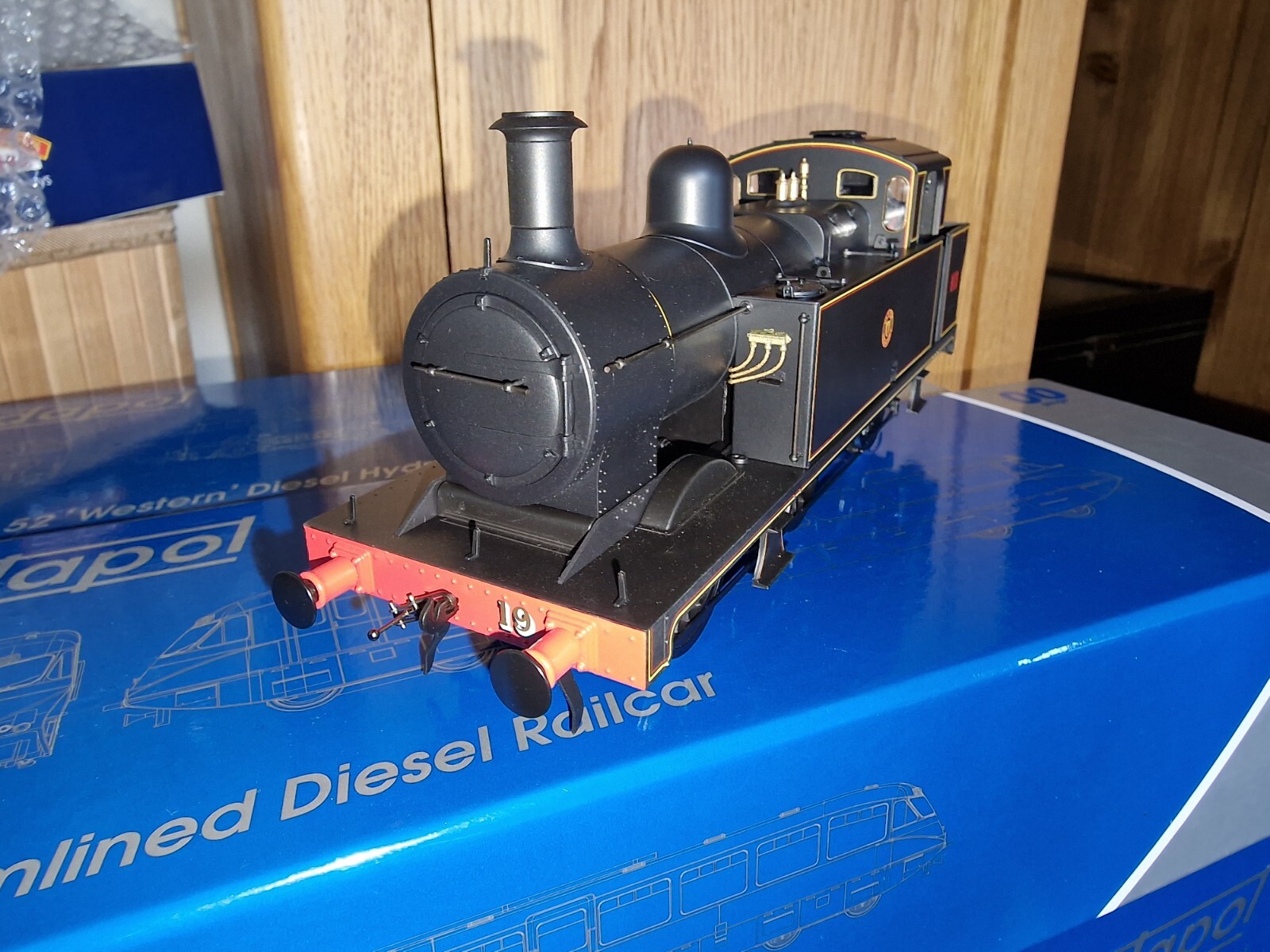 Picture 2 of 5
