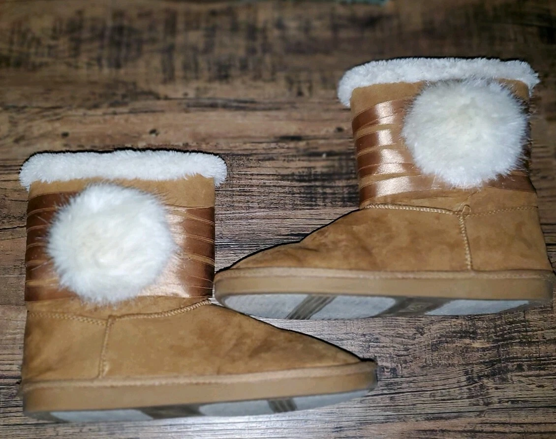 Girls pom deals pom boots