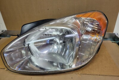 2006-2011 Hyundai Accent Drivers Side / left Headlight aftermarket TYC