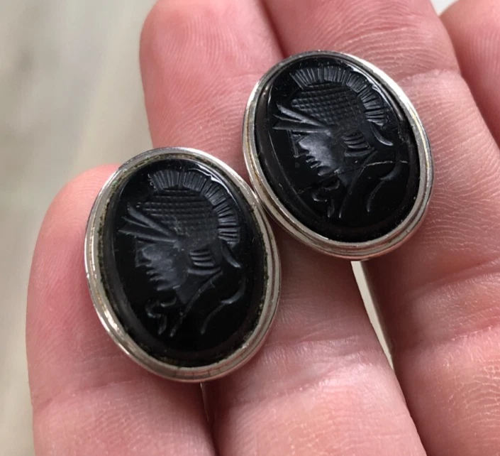 Boutons De Manchette Anciens Dante - Ton Argent Et Triangle Bleu - Occasion