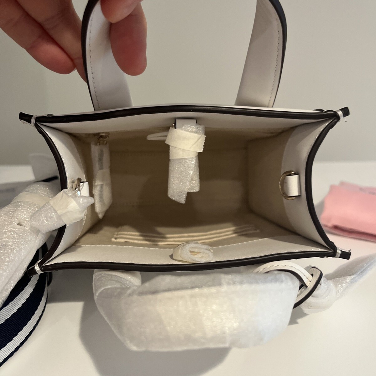New Kate Spade Mini Manhattan Crossbody Bag Handbag Tote White