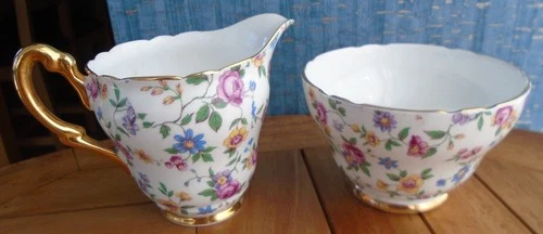 Vintage 1950s Regency china floral chintz milk jug creamer & sugar bowl