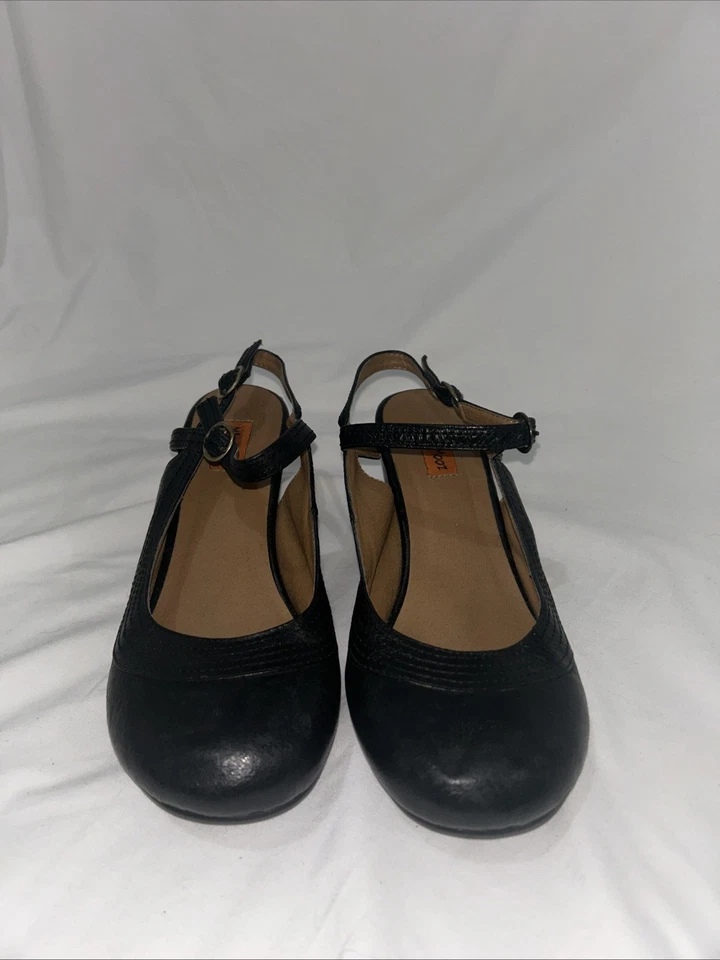 Miz Mooz Jay Mary Jane Black Leather Pumps Womens U.S. Size 7.5 Europe 38 - Image 2 of 4