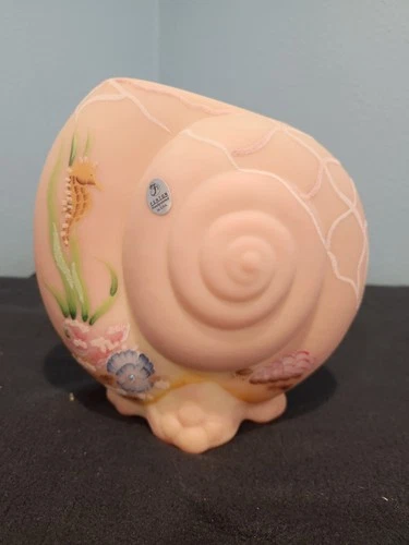 FENTON 2006 LMTD & SIGNED FRANK FENTON MEMORIAL MOLLUSK SHELL VASE w SEA FLOOR