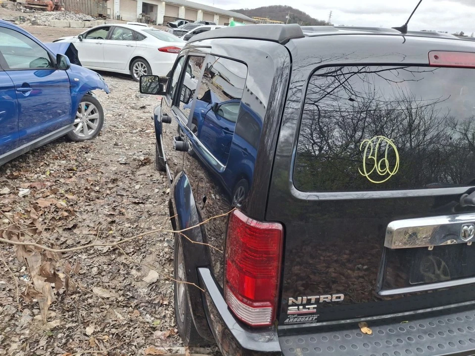 Alternator Fits 02-04 06-12 LIBERTY 3781161 - Image 3 of 4