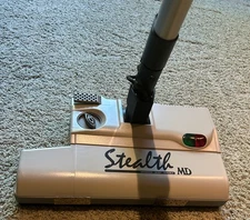 CENTRAL VACUUM POWER HEAD-14” LINDHAUS PB14e STEALTH-TELESCOPIC WAND NEARLY NEW