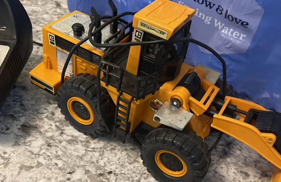 Винтажный фронтальный погрузчик Caterpillar CAT 992 1987 новый яркий не протестирован как есть - Изображение 4 из 4