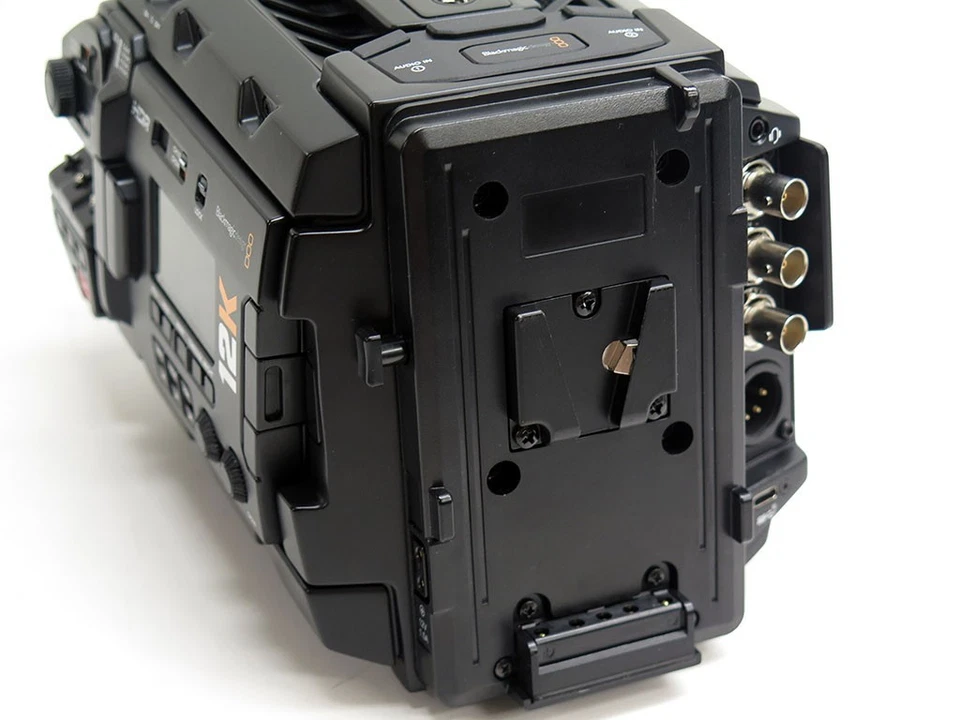 Blackmagic Design URSA Mini Pro 12K cinema camera with EF mount CINEURSAMUPRO12K - Image 4 of 4