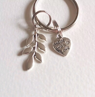 Süßes Blatt mit Liebe Schlüsselanhänger Taschenanhänger bezaubernd nützlich süß kleines Geschenk  