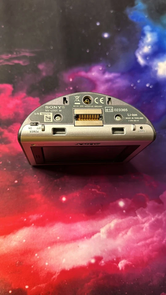 SONY Navigation NV-U70T W gebraucht Beschreibung lesen !!! - Bild 2 von 3