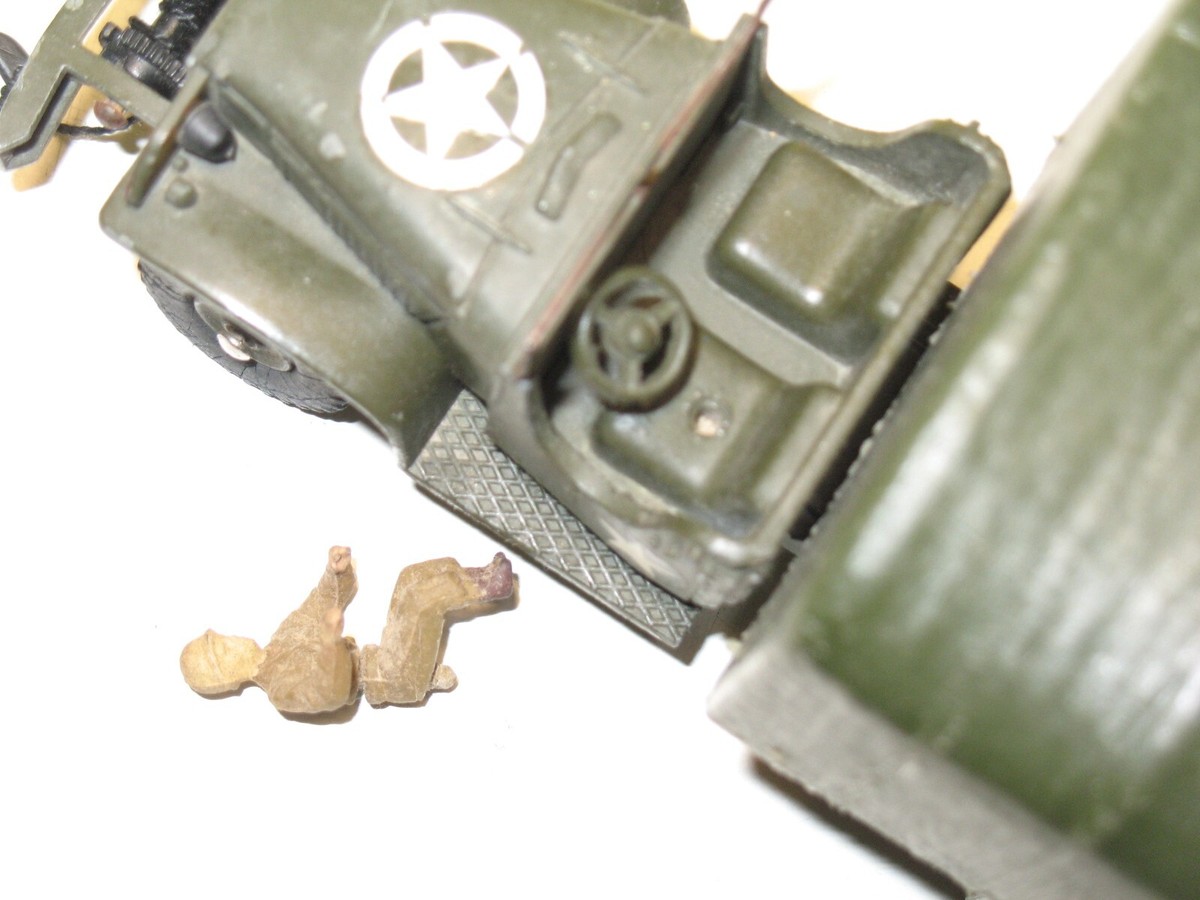 Dinky Toys, GMC Military Covered Truck + Complete Pilot