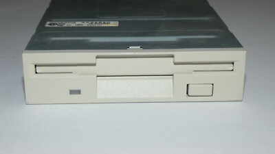 TEAC Diskettenlaufwerk FDD 3,5'' (63)