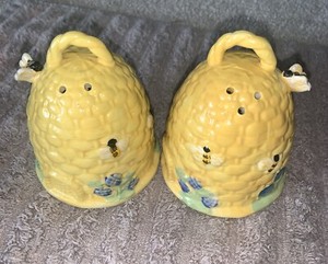 Beehive Yellow Salt & Pepper Shaker