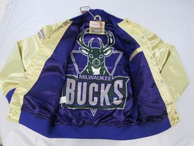 New Milwaukee Bucks Mens Sizes Mitchell & Ness Gold Light Satin