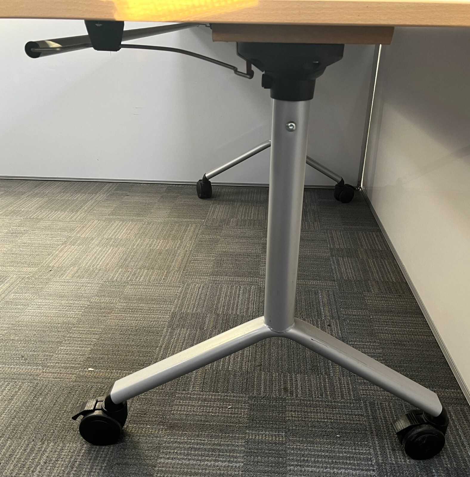 Verco Visual 1800x800mm fliptop table maple eBay