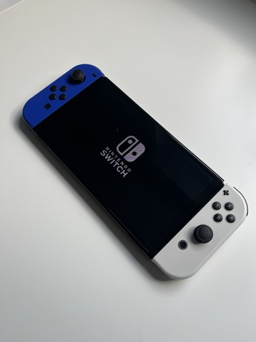 Neuwertige Nintendo Switch Oled Picof… mod/ 256gb - Bild 7 von 9
