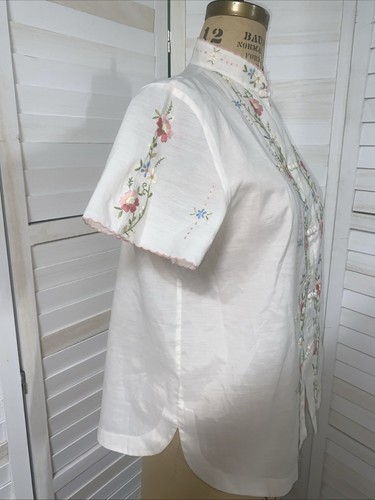 VTG Daffodil Blouse Hand Embroider Floral Chinese Style Short Sleeve Top Large - Picture 4 of 12