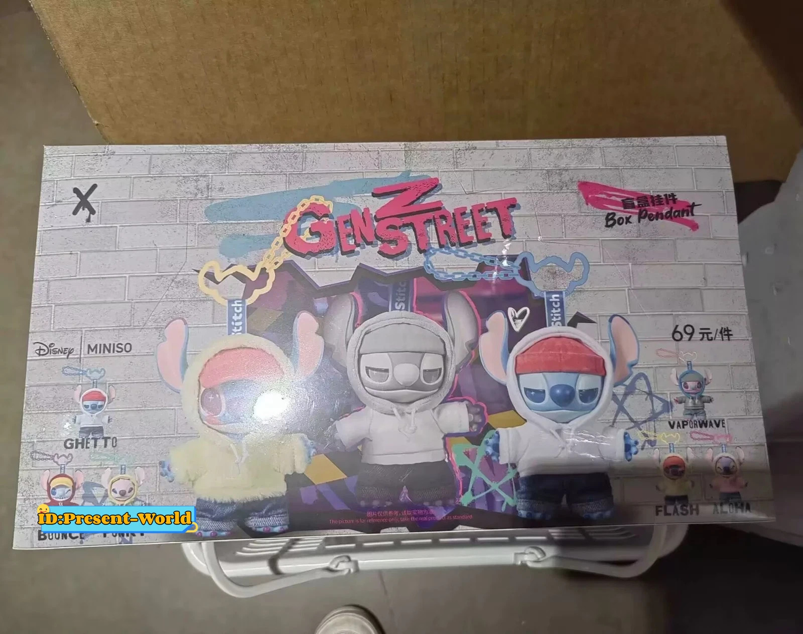 MINISO Disney Stitch GenZ Street Series Blind Box One Set(6pcs