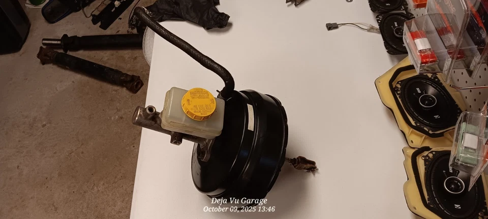 Subaru Legacy Wagon 2000-2004 refuerzo de freno/master Foto 2 de 4