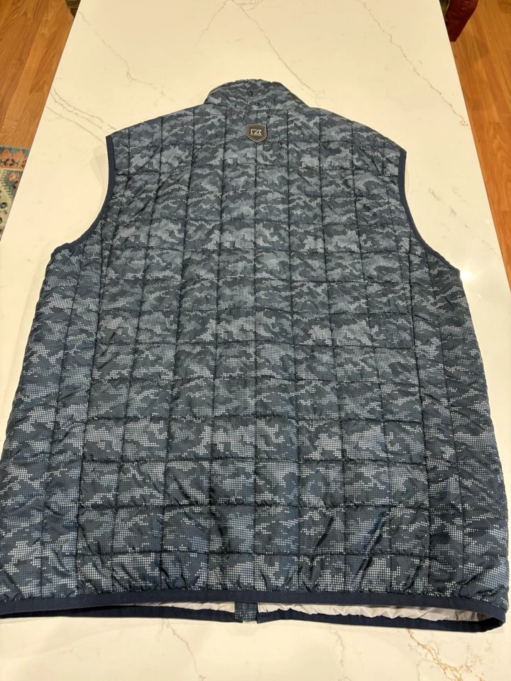 Cutter & Buck Mens Quilted Camo Blue Sz Medium - Image 4 of 4