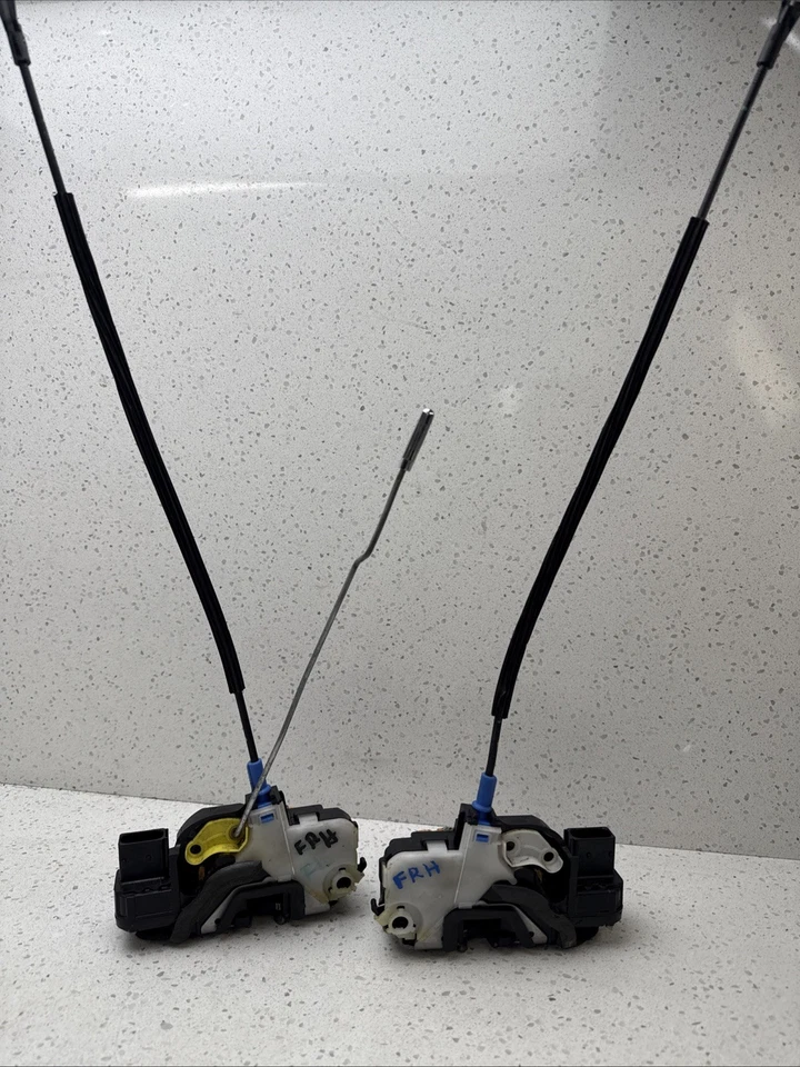 2012-2013 Chevy Volt Front Left & Right Side Door Lock Actuator OEM Pair - Image 2 of 4