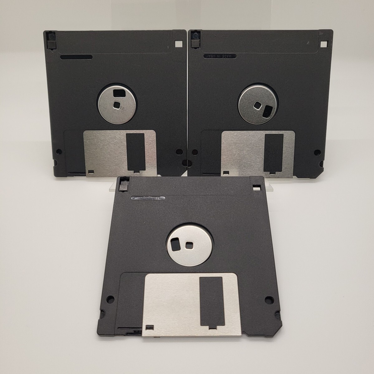 電童  壁紙集  フリッピーディスク After Dark Totally Twisted Screen Saver Vintage Floppy Disks